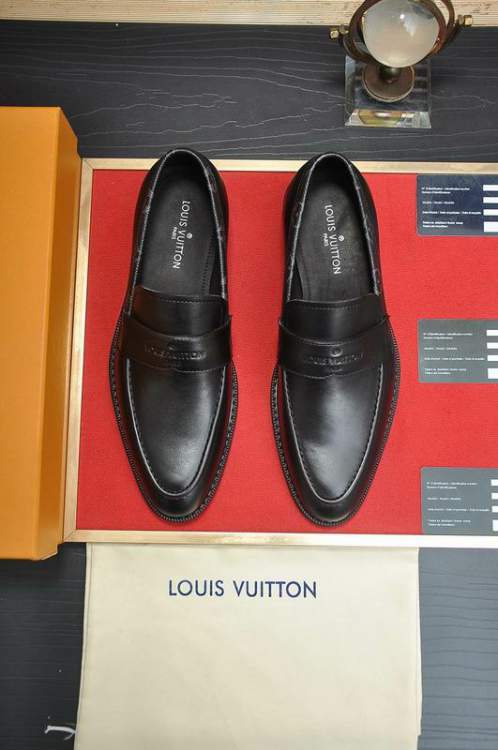 Picture of Louis Vuitton Shoes _SKULVsz38-45hnq010514739
